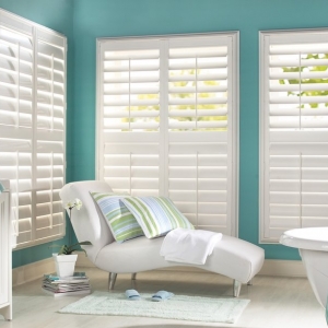 som_bathroom_shutters_2__920x608_q85_crop_subsampling-2_upscale